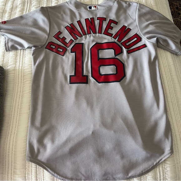 Three (3) jerseys, including a signed Kyle Lowry 90s Raptors jersey - Picture 7 of 7